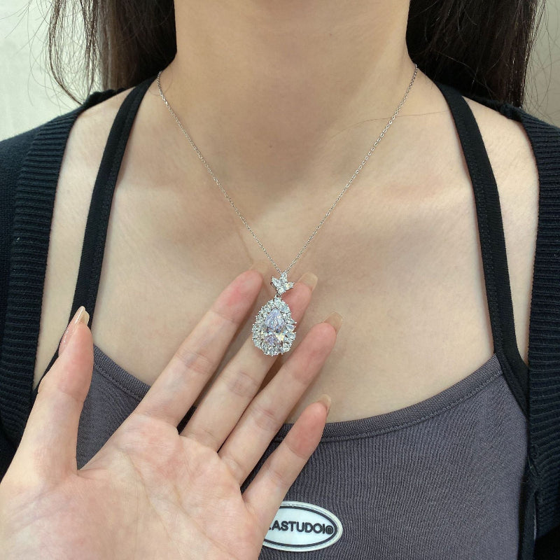 Dazzling Green Gemstone Pendant

