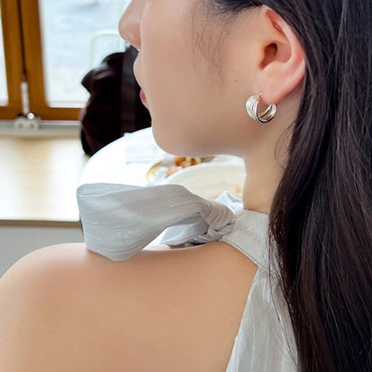 Artistic Pleated Half Hoop Studs

