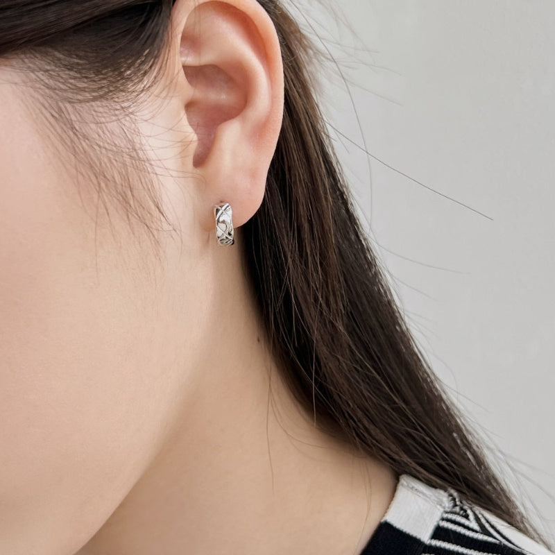 ladies simple earrings