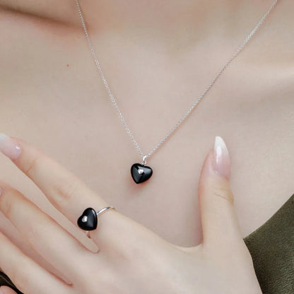 Chunky Link Chain Heart Necklace with Stone Inlay

