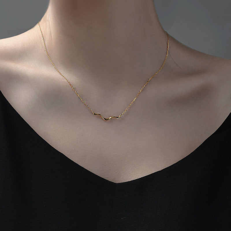 Serpentine Bar Necklace

