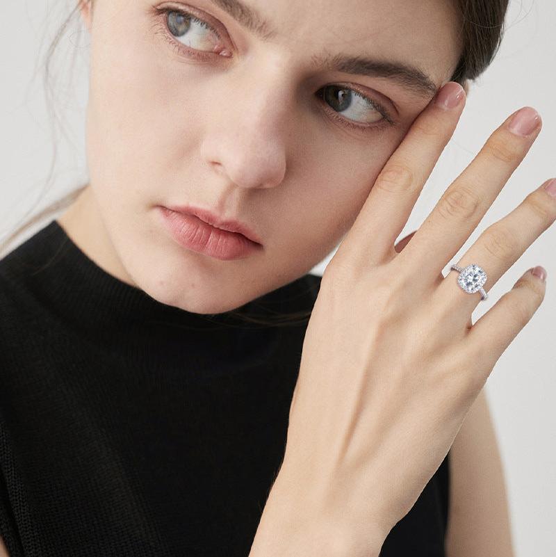 Classic Halo Design Moissanite Ring

