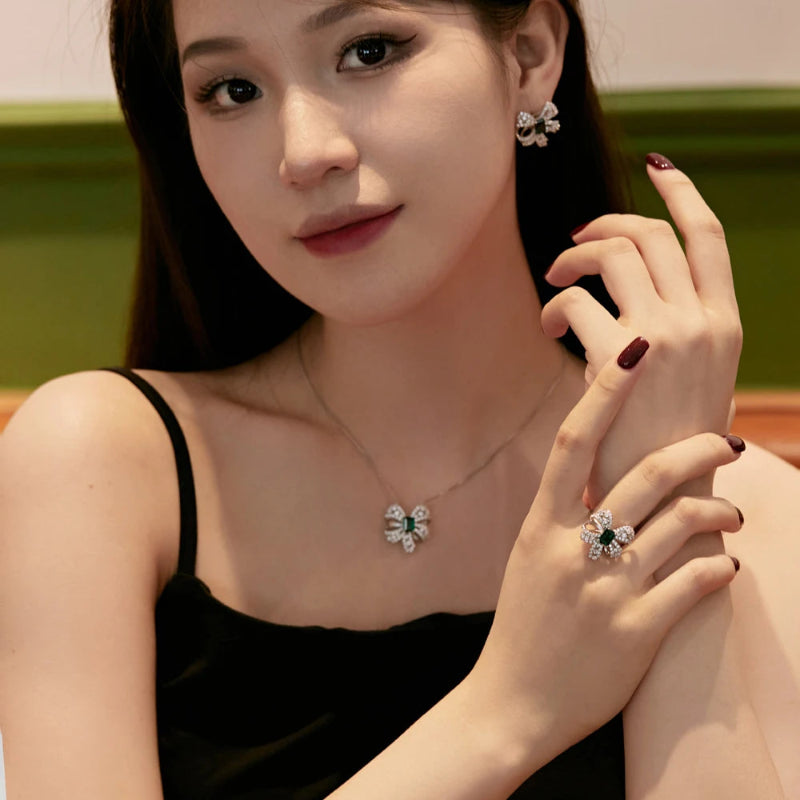 Classic Zirconia Bow Necklace