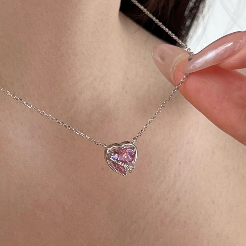 Chic Wrapped Heart Necklace

