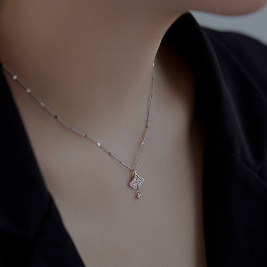 Sparkling Fan-Shaped Pendant

