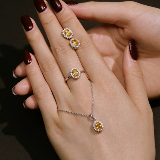 Sparkling Oval Citrine Look Necklace

