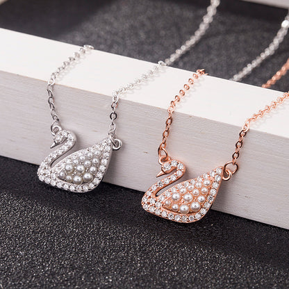 swan pearl necklace