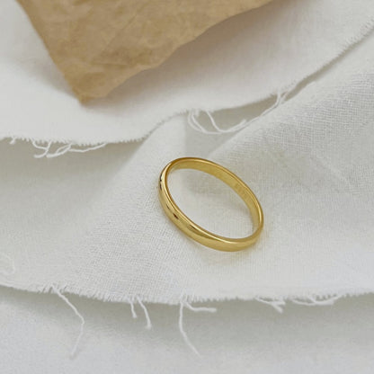 Contemporary Gold Plain Band

