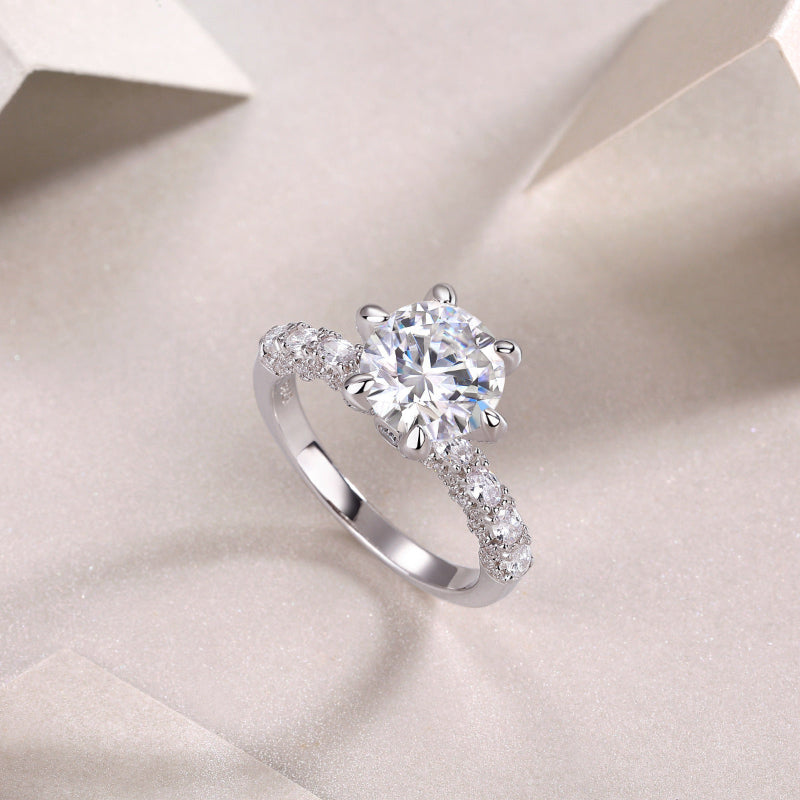High Polish S925 Silver Moissanite Ring

