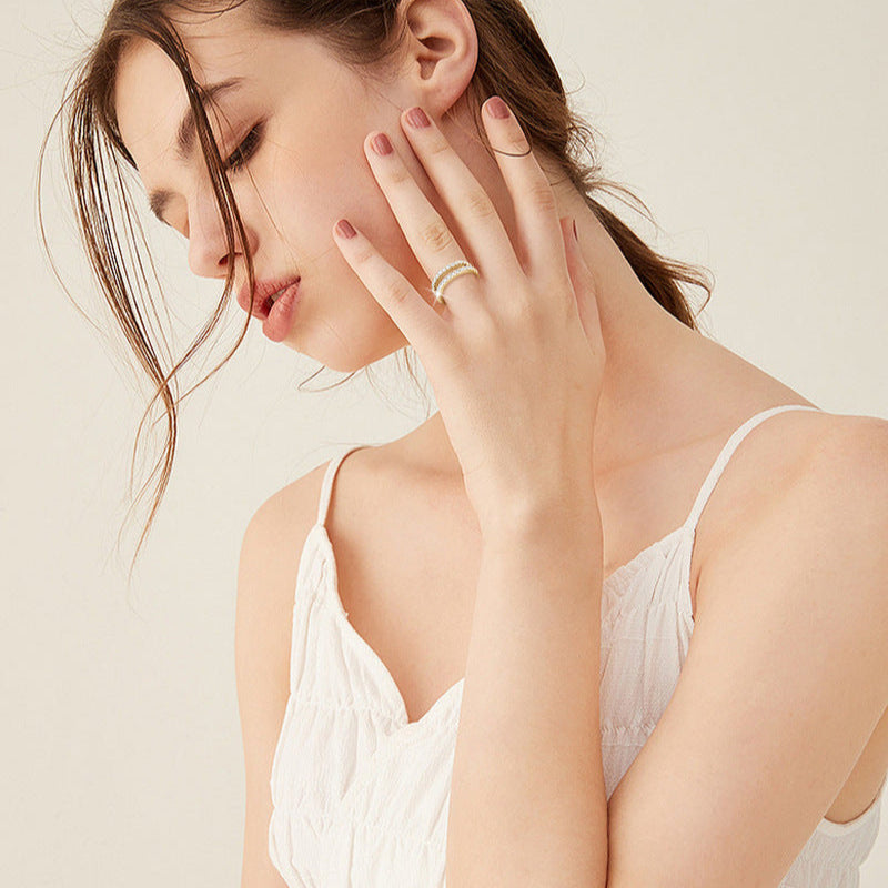 Glamorous D-Grade VVS1 Double Band Ring


