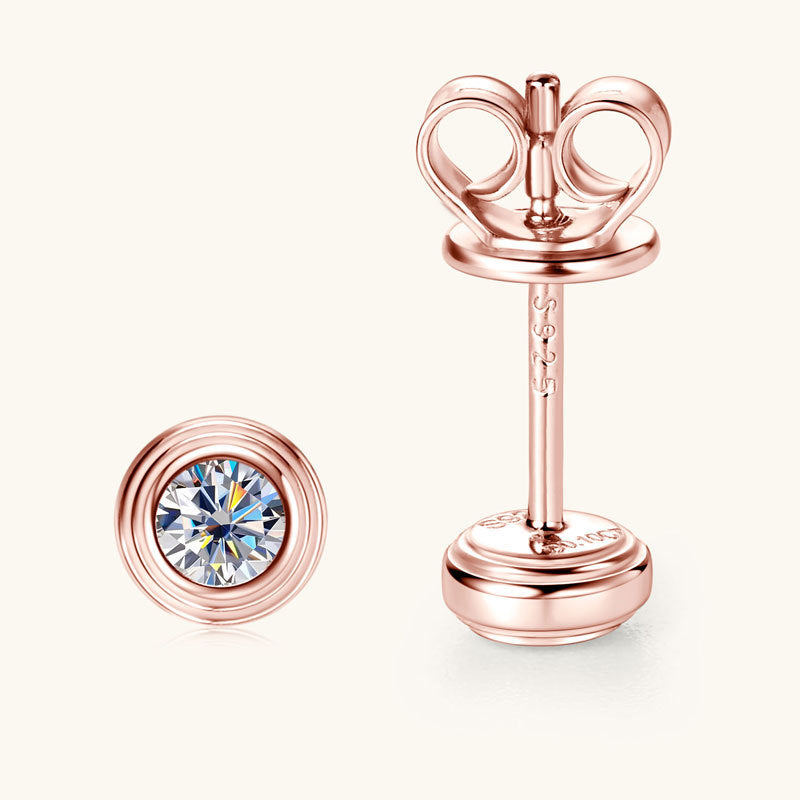 High Clarity Moissanite Circle Stud Earrings

