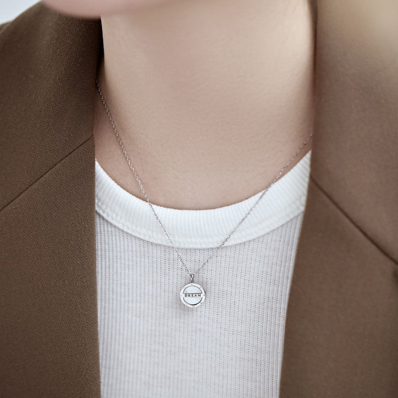 Shimmering Mother-of-Pearl Dream Necklace

