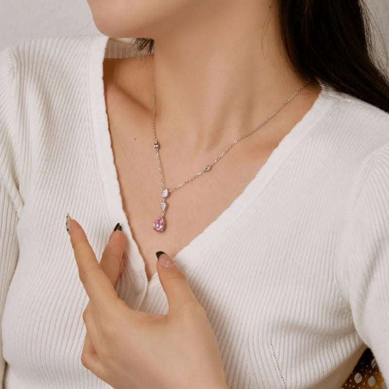 Chic Pendant Necklaces
