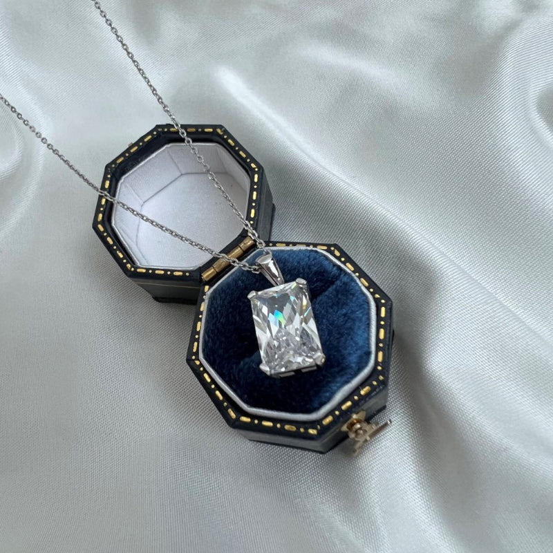Classic White Zircon Stone Pendant

