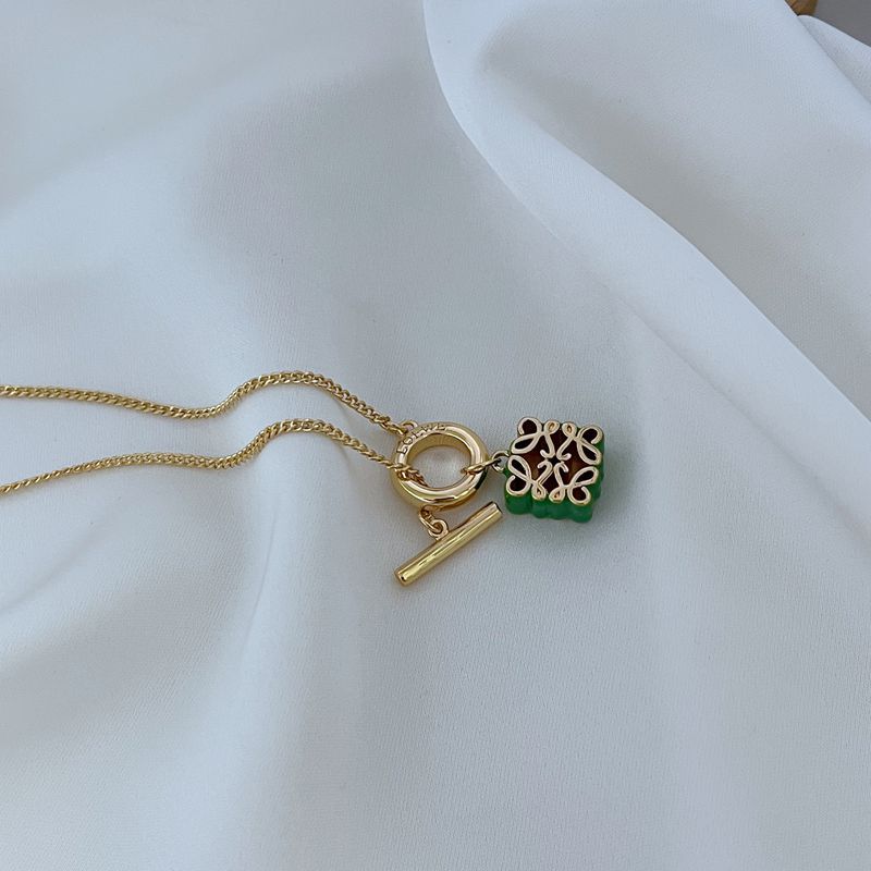Versatile Single Anagram OT LOEWE Necklace