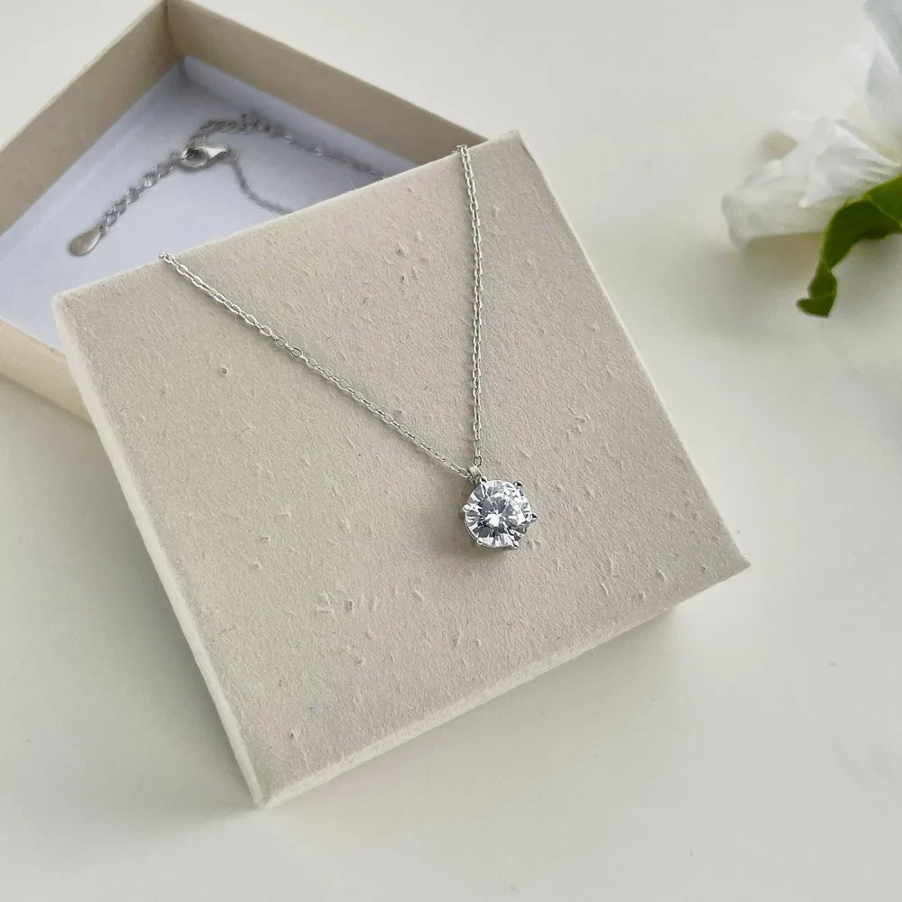 Minimalist Zirconia Necklace