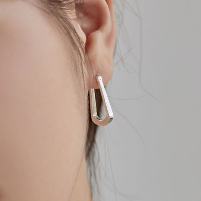 Matte Silver Link Earrings

