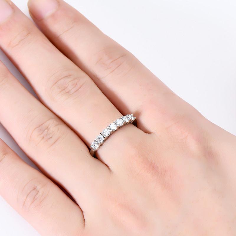 Beautiful Moissanite Graduated Solitaire Band

