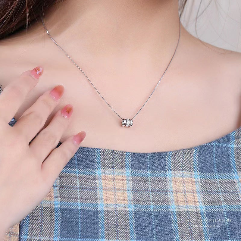 diamond circle pendant necklace white gold
