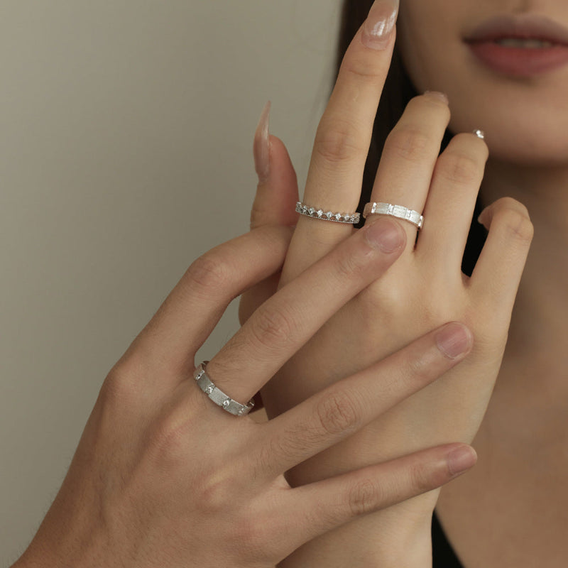 Glamorous Gold Zirconia Ring