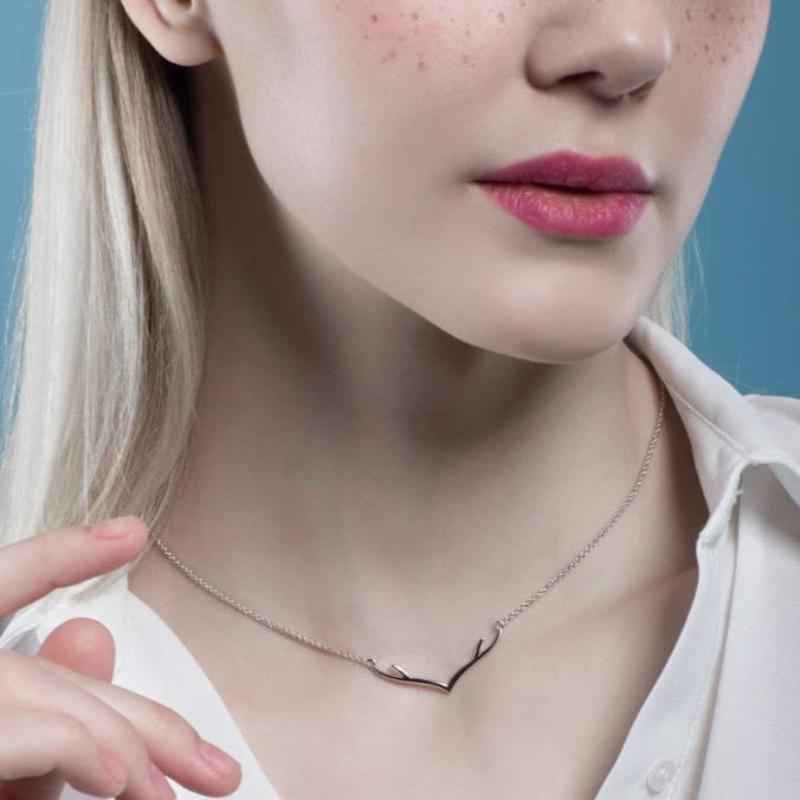 Jimmy's Jewelry Minimalist Antler Pendant Necklace in 925 Sterling Silver