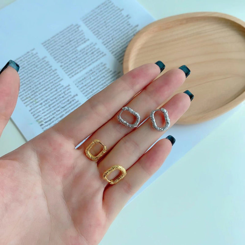 Irregular Surface Hoop Earrings

