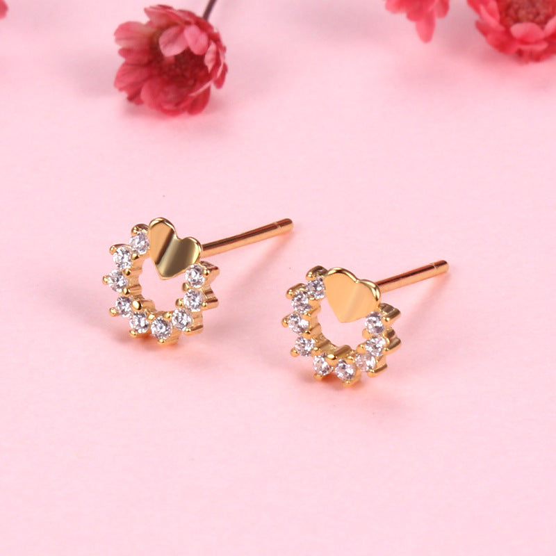 small diamond studs gold