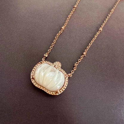 Kendra Scott Lillia Butterfly Necklace - Elegant and Stylish Design