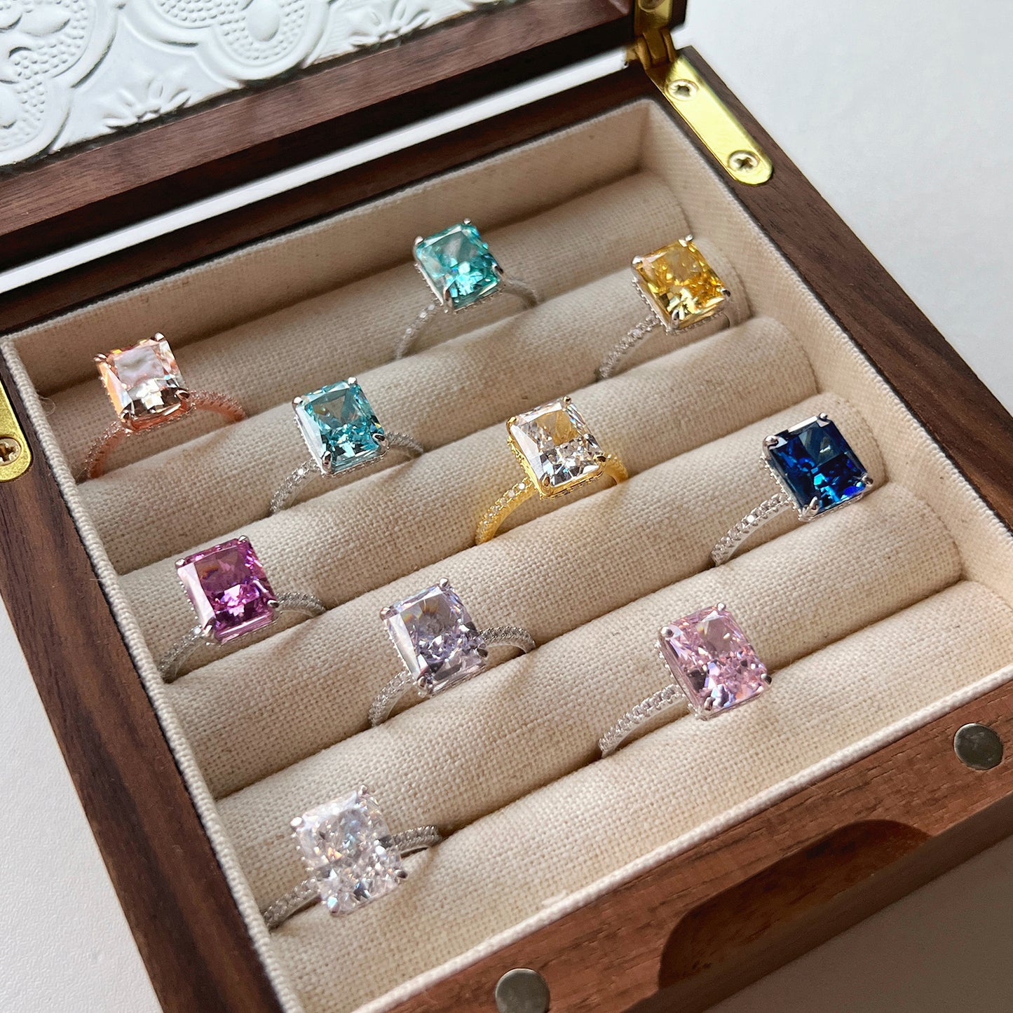 best color for diamond ring