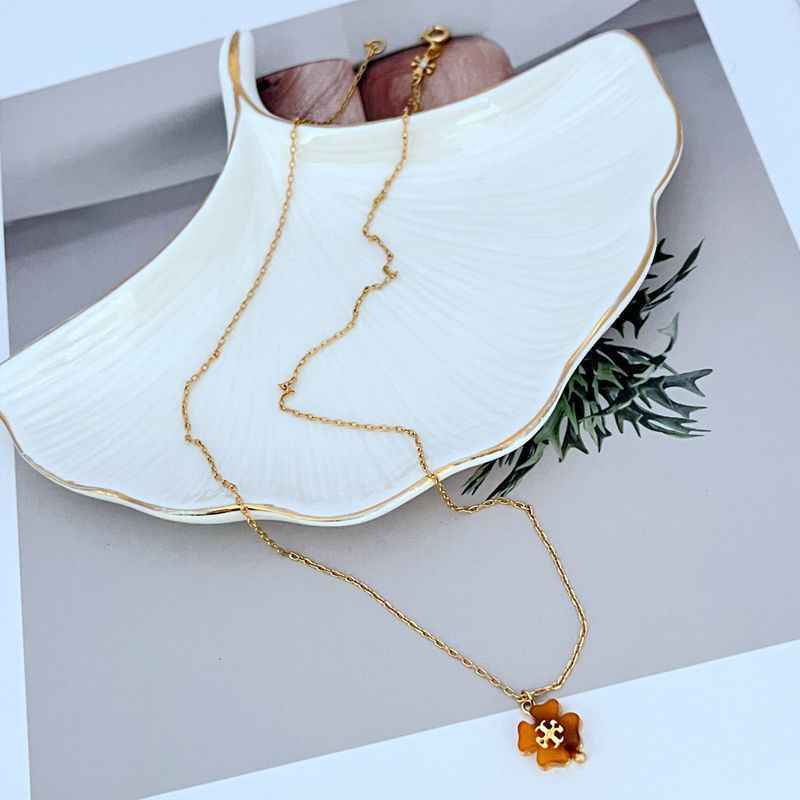 新款时尚轻奢气质简约镶嵌亚克力英文字母花朵造型女款精美项链