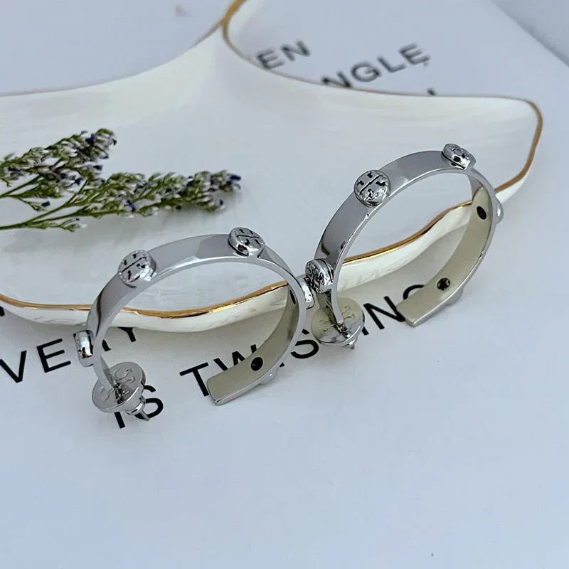 Tory Burch Signature Metal Earrings - JIMMY JEWELRY 01