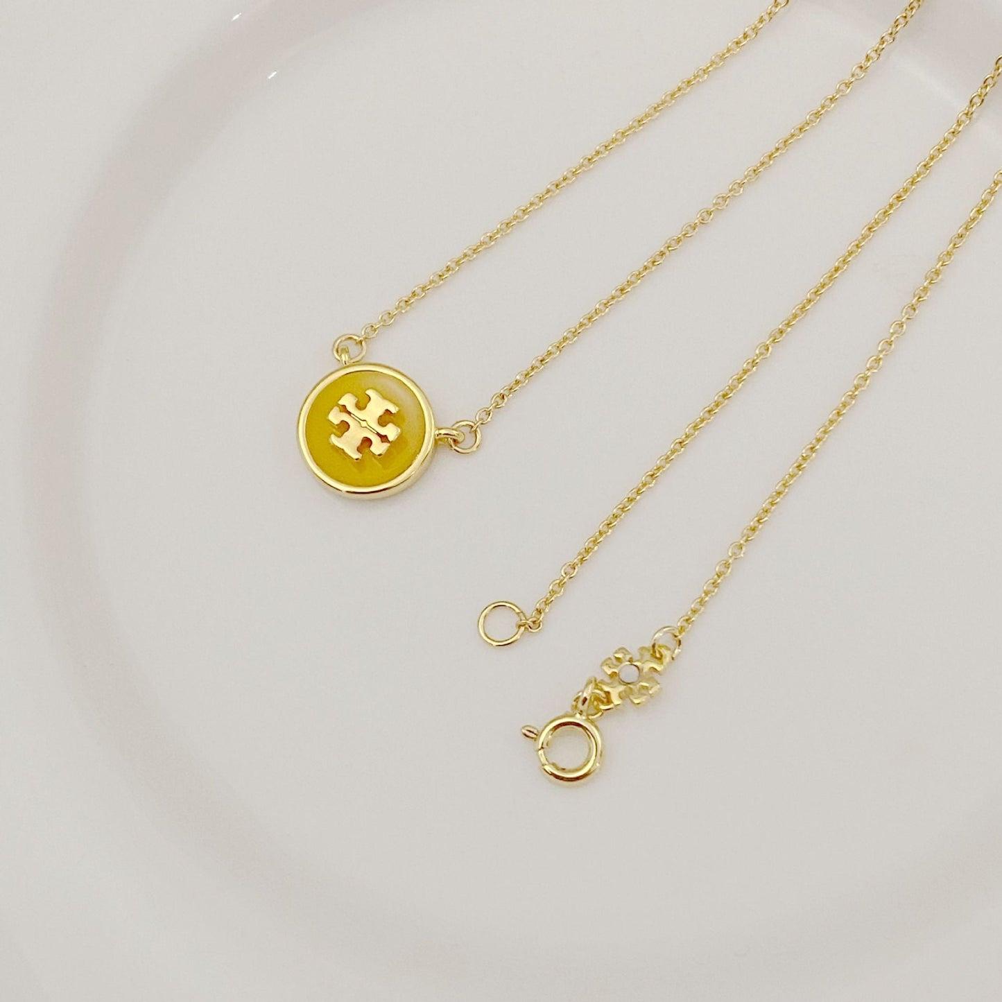 Tory Burch Logo Enamel Round Pendant Necklace