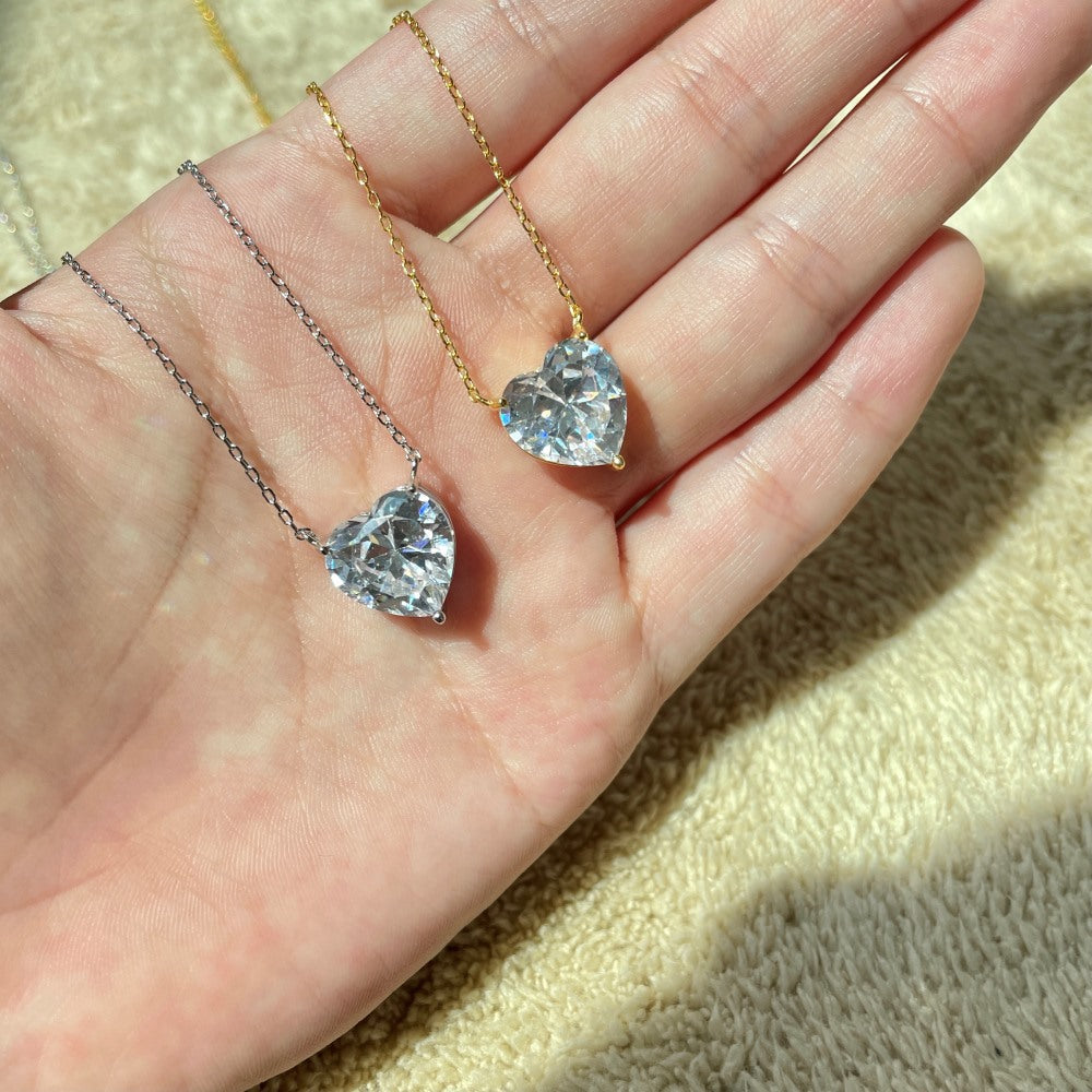 Trendy Heart Shape Engagement Necklace