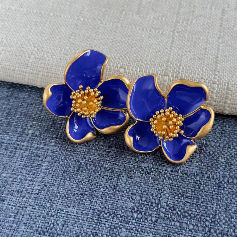 Oscar de la Renta Vintage Enamel Floral Stud Earrings for Women