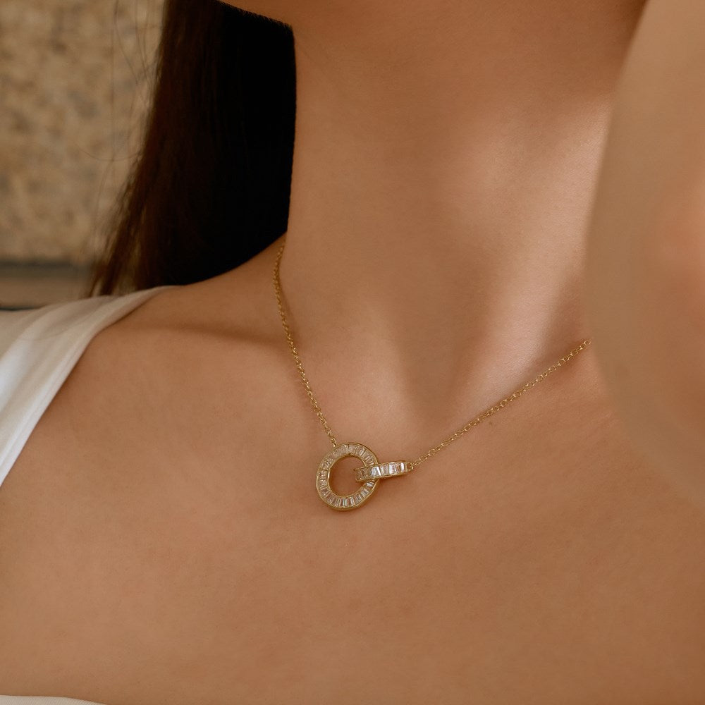 Zirconia Double Circle Interlocking Pendant Necklace