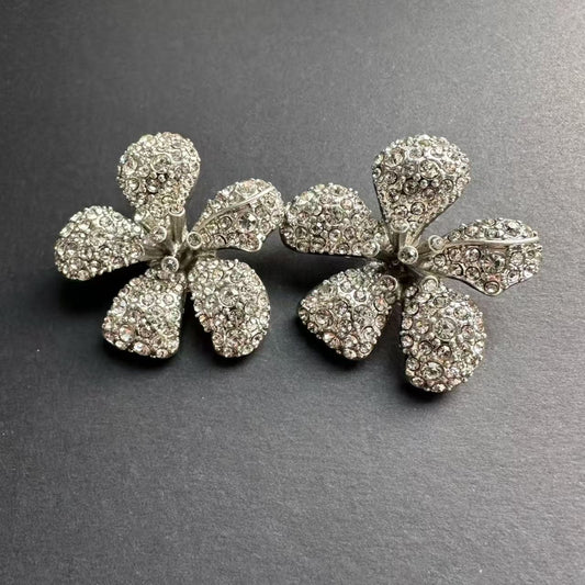 Rhinestone flower earrings with clear stones, silver-tone back posts