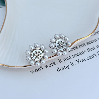 Tory Burch Gentle and Sweet Pearl Sunflower Round Stud Earrings