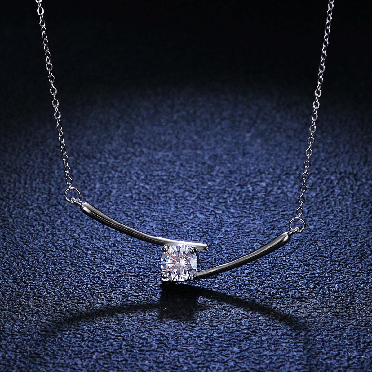 S925 Sterling Silver Intertwined Lightning Moissanite Necklace