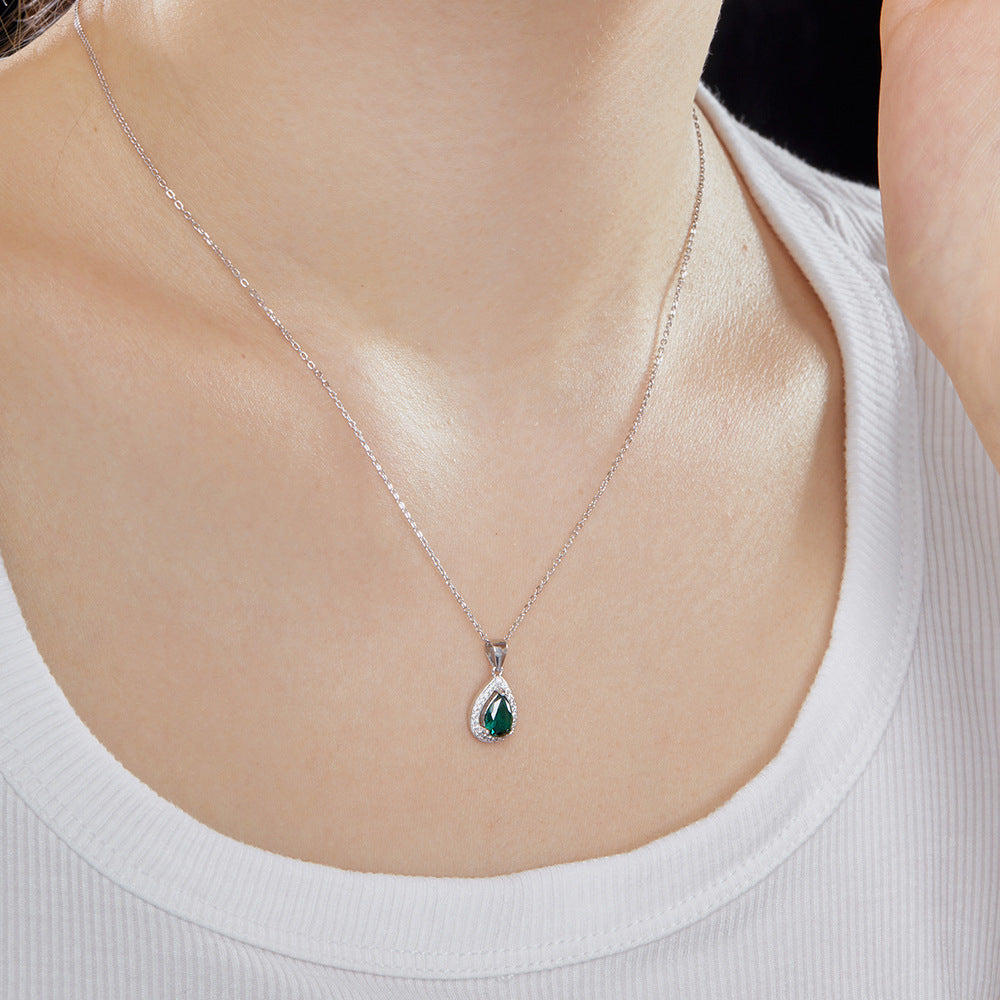 solitaire pear diamond necklace