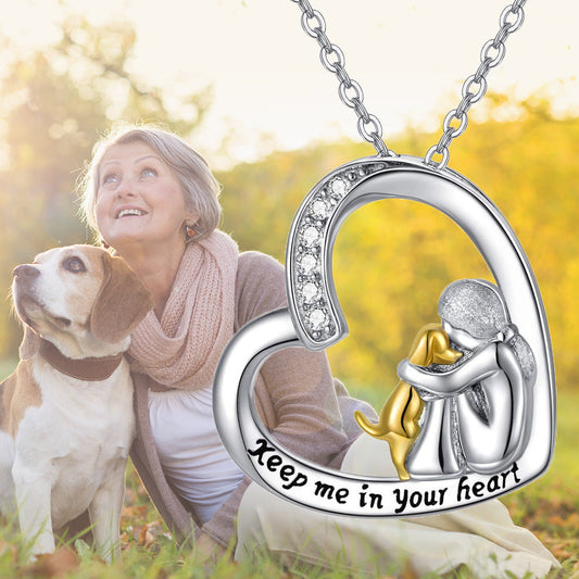 Heart-shaped mother pendant necklace with “Keep me in your heart” engraving