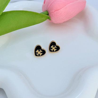 Tory Burch Fashionable Enamel Heart Stud Earrings Necklace Set