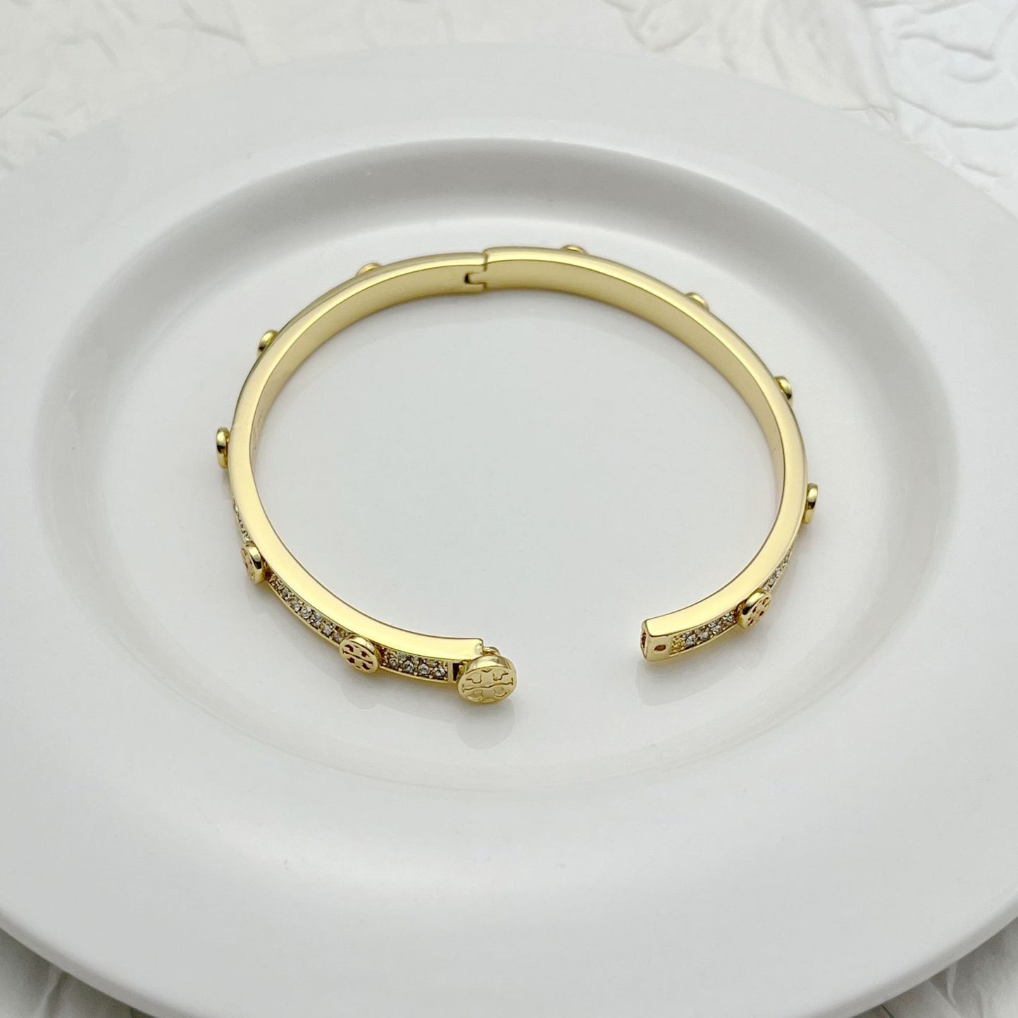 Tory Burch Diamond-Encrusted Metal Bracelet women Open