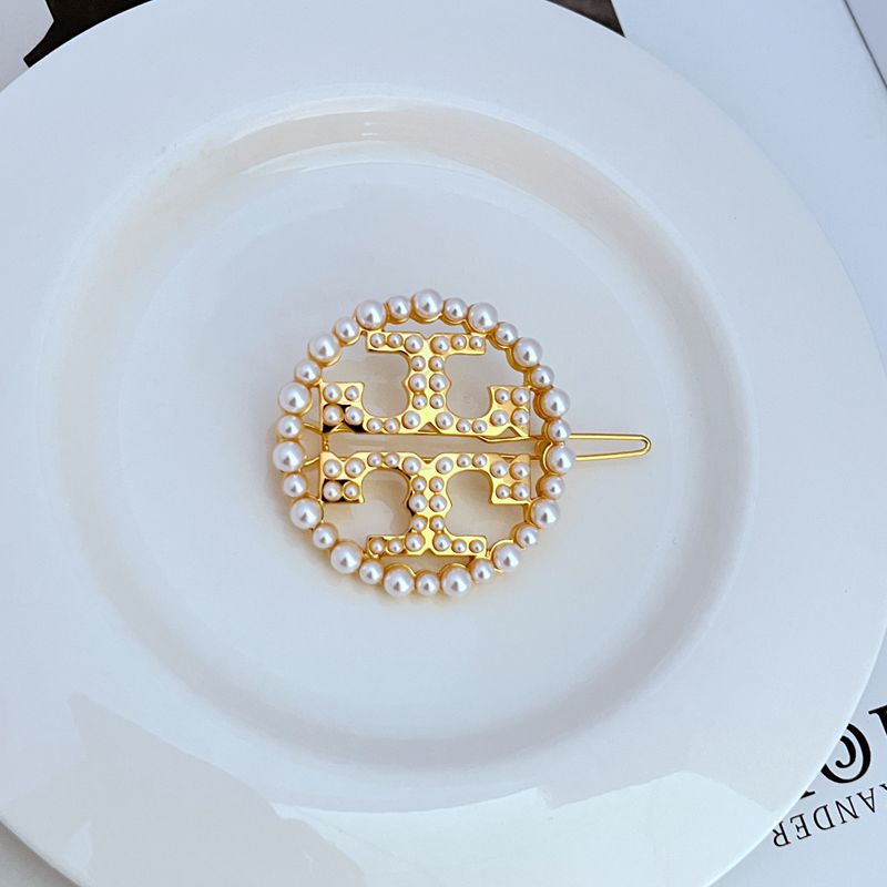 Tory Burch Pearl Openwork Circular Logo Exquisite Metal Hair Clip