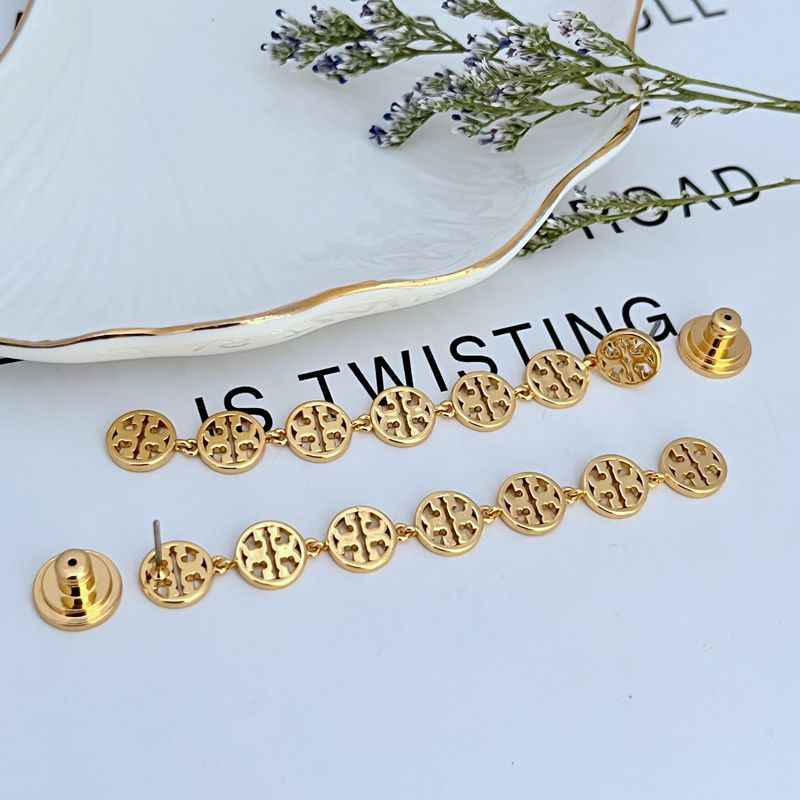 欧美时尚轻奢气质简约通勤镂空英文字母拼接小众女款金属耳坠