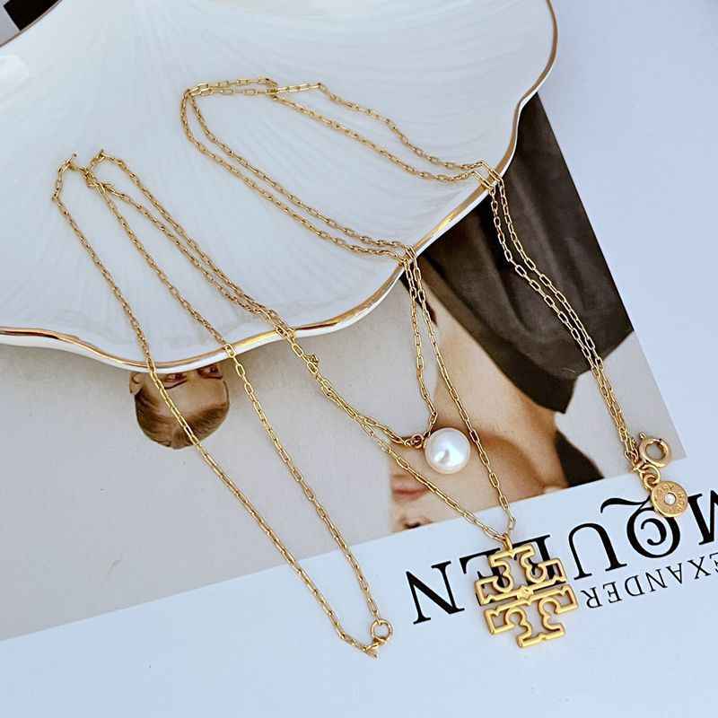 新款时尚轻奢气质优雅甜美镶嵌珍珠镂空字母双层女款精美项链