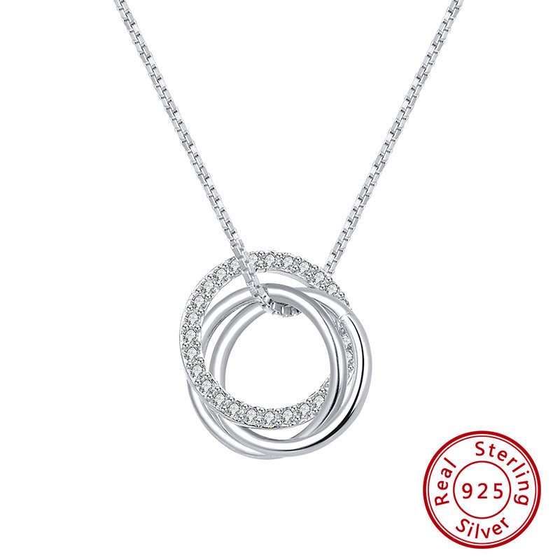 triple linked ring pendant