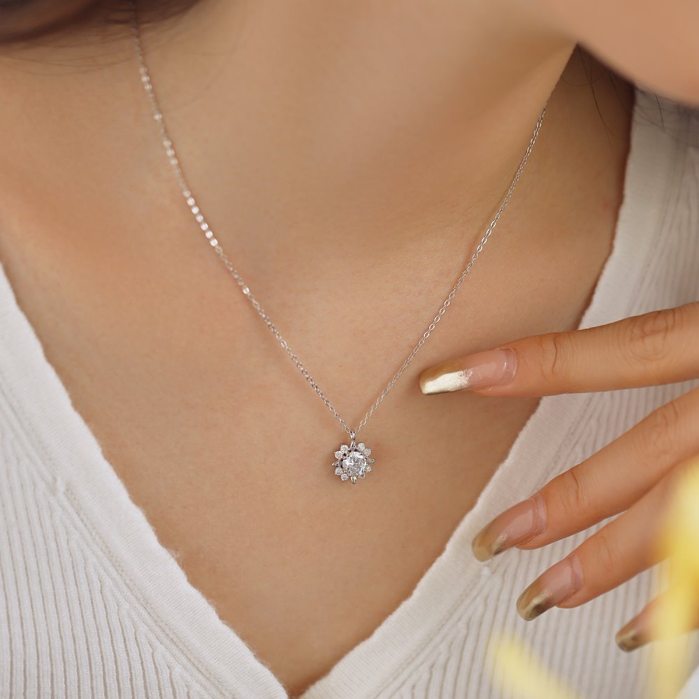 Quartz Cubic Zirconia Stone Pendant For Women