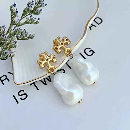 Tory Burch Baroque Pearl Logo Pendant Earrings women - JIMMY JEWELRY 01