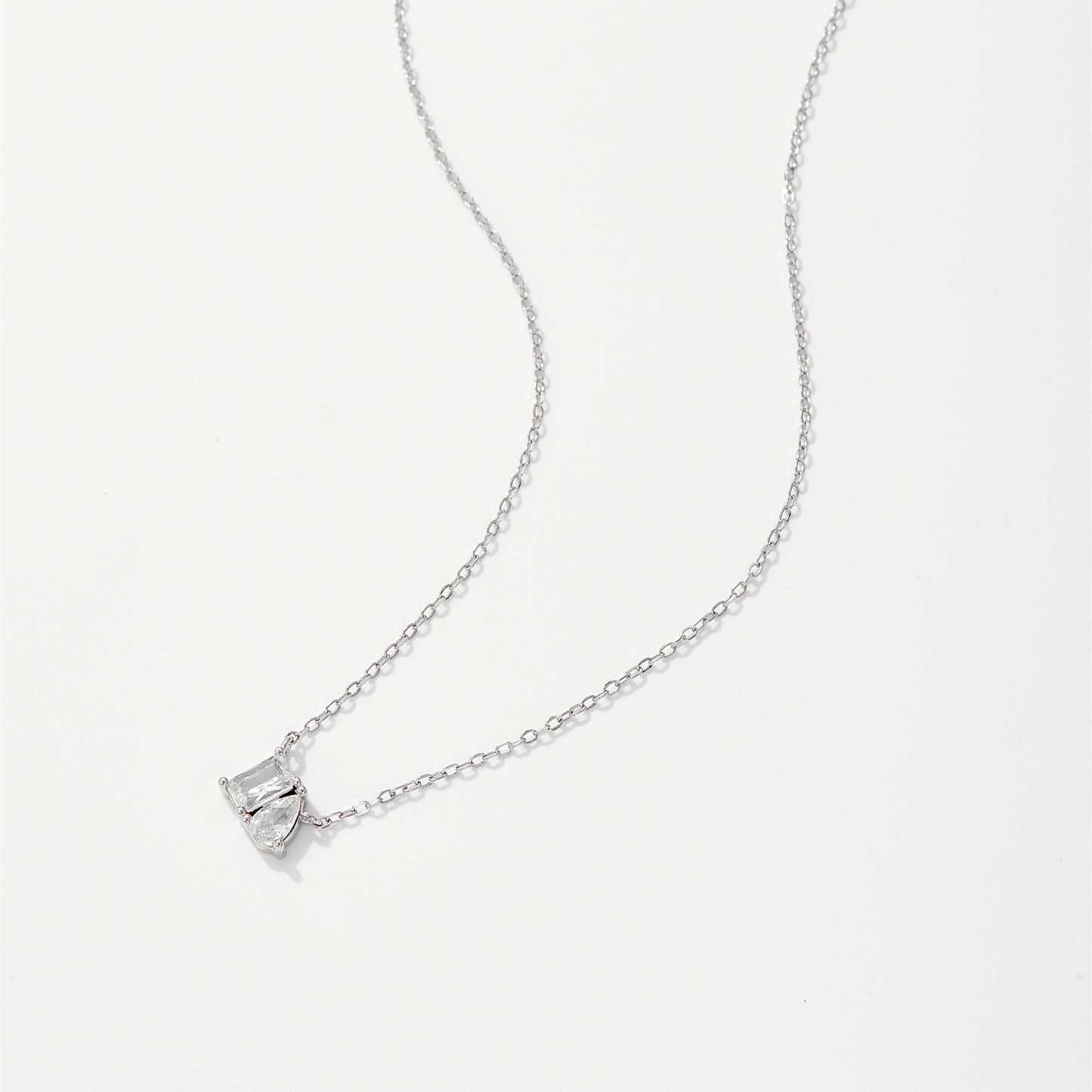 925Silver Sparkling Round Teardrop Pear Shaped Zircon Pendant Necklace