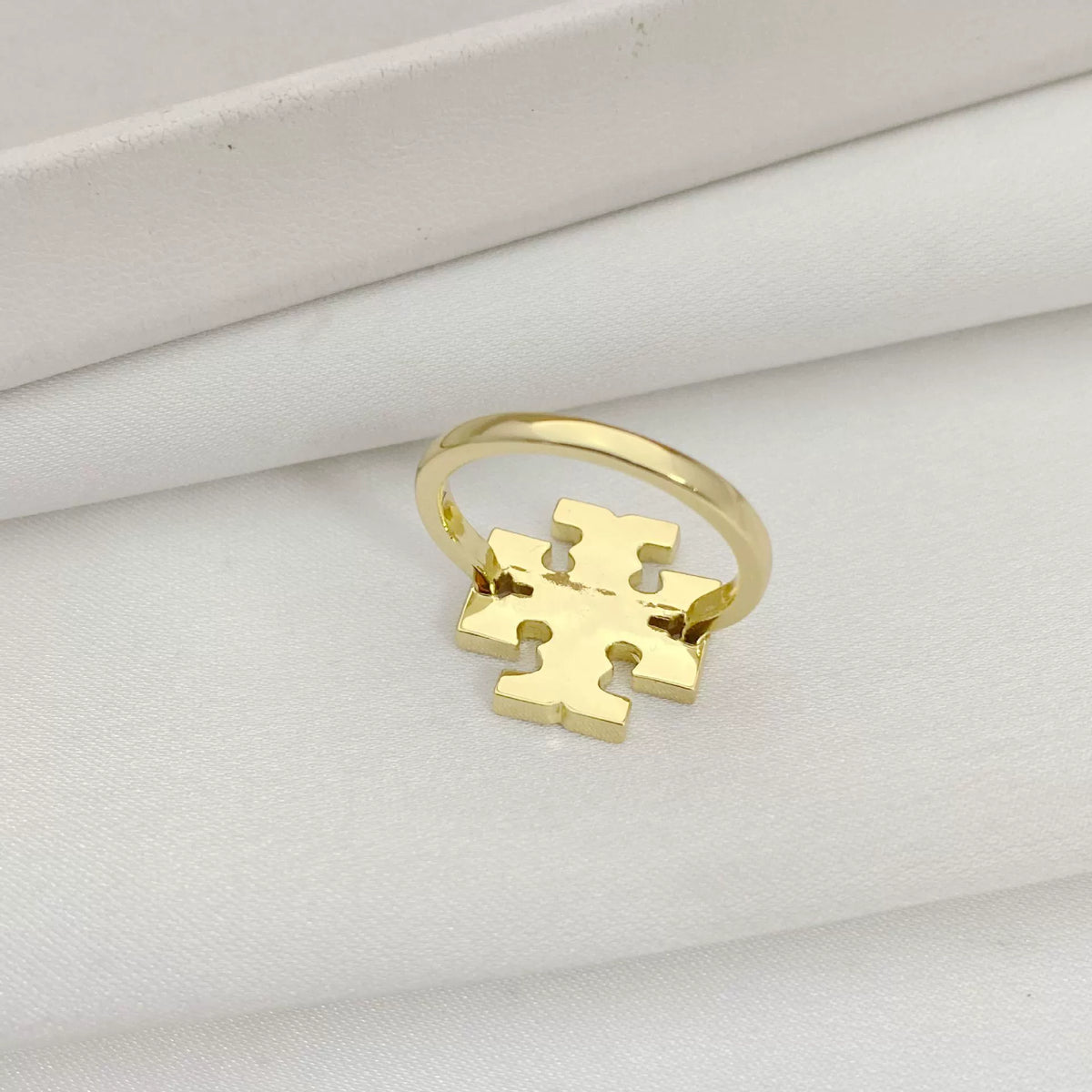 Tory Burch Exquisite Natural Mother-of-Pearl Logo Ring